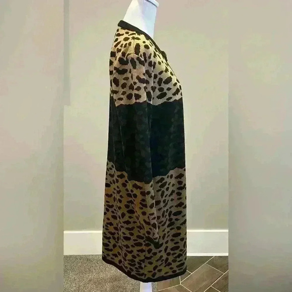 Sag Harbor knit size small Animal print cardigan duster - Picture 2 of 7